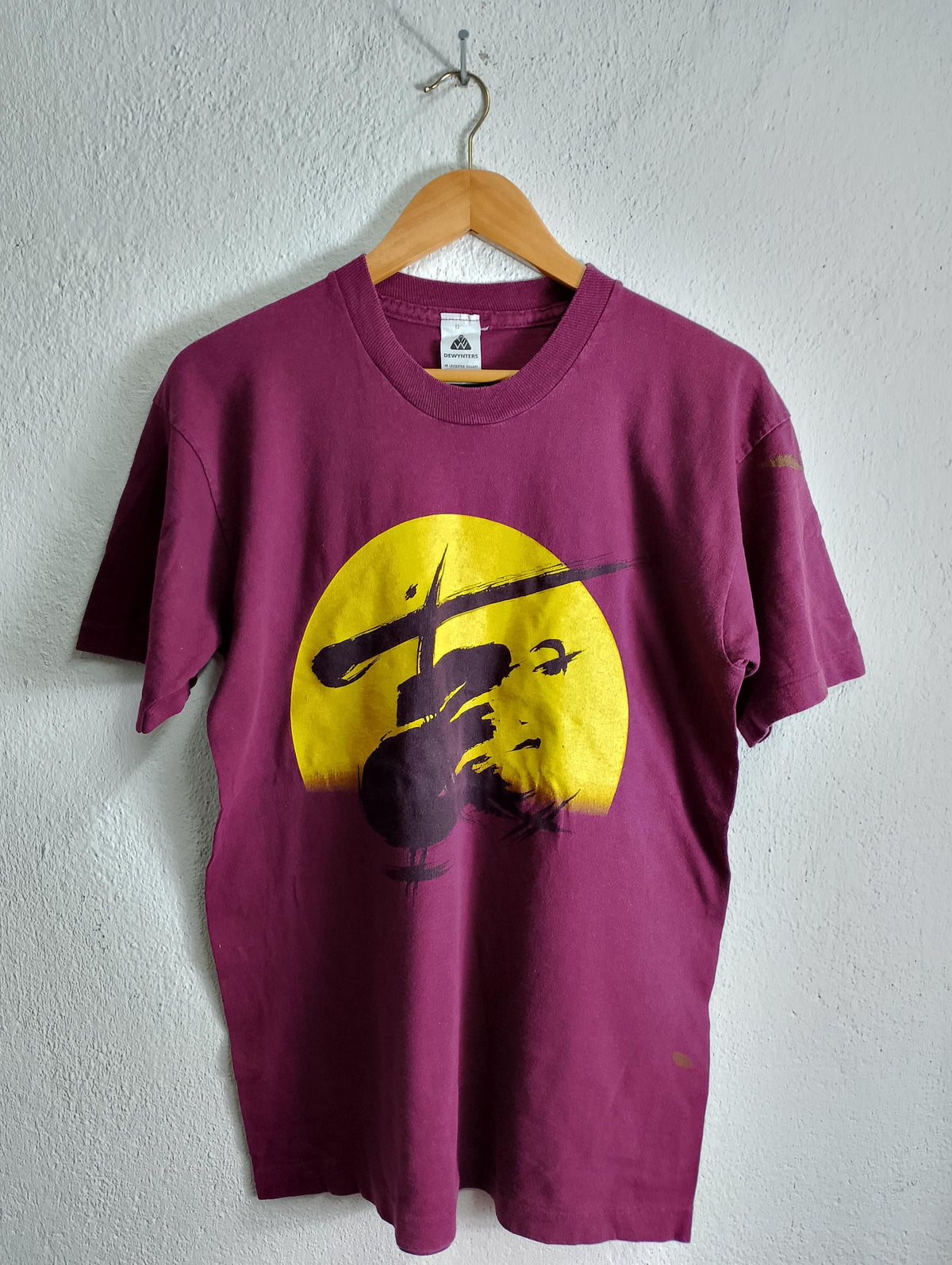 Vintage Miss Saigon musical t shirt medium Graphic Tee – Aesthetic Look · Great Gift For Fans