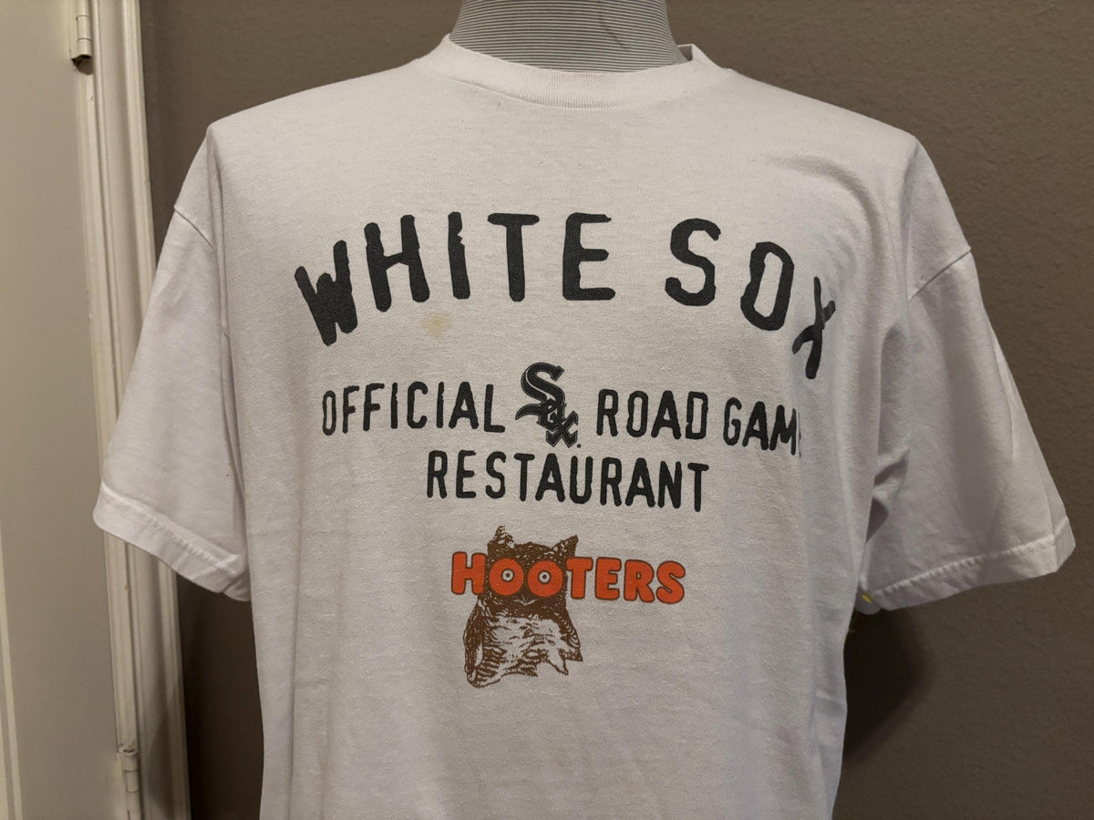 Vintage 90s White Sox Hooters Restaurant MLB Baseball Tshirt XL Graphic Tee – Everyday Comfort · Perfect For Daily Wear